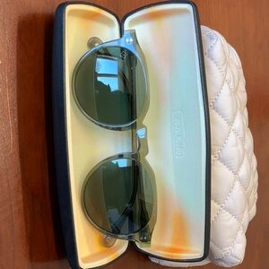 RAEN Green Aviator Sunglasses with Dark Lenses. 52D20 145 polarized